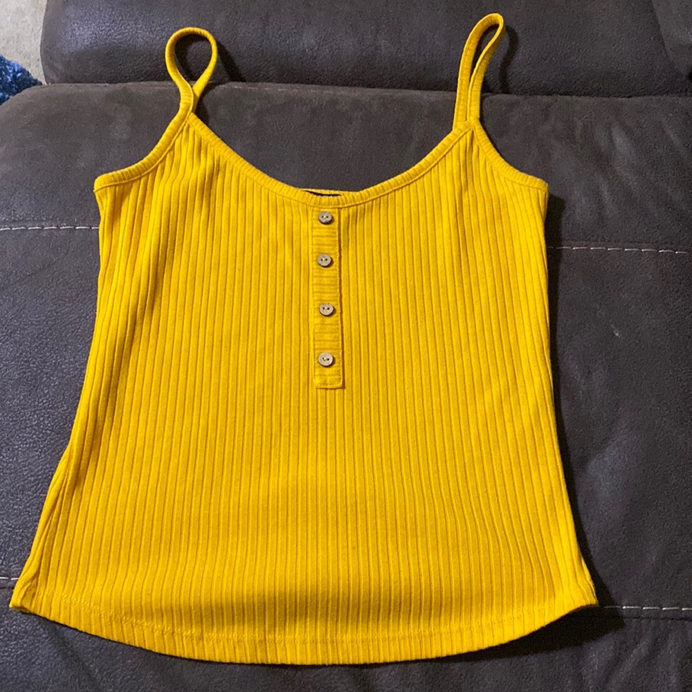 Large rue 21 crop top tank